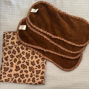 Brown Leopard Print Makeup Remover Pads, Towels 15 in by 7 in NWOT(Set of 4)